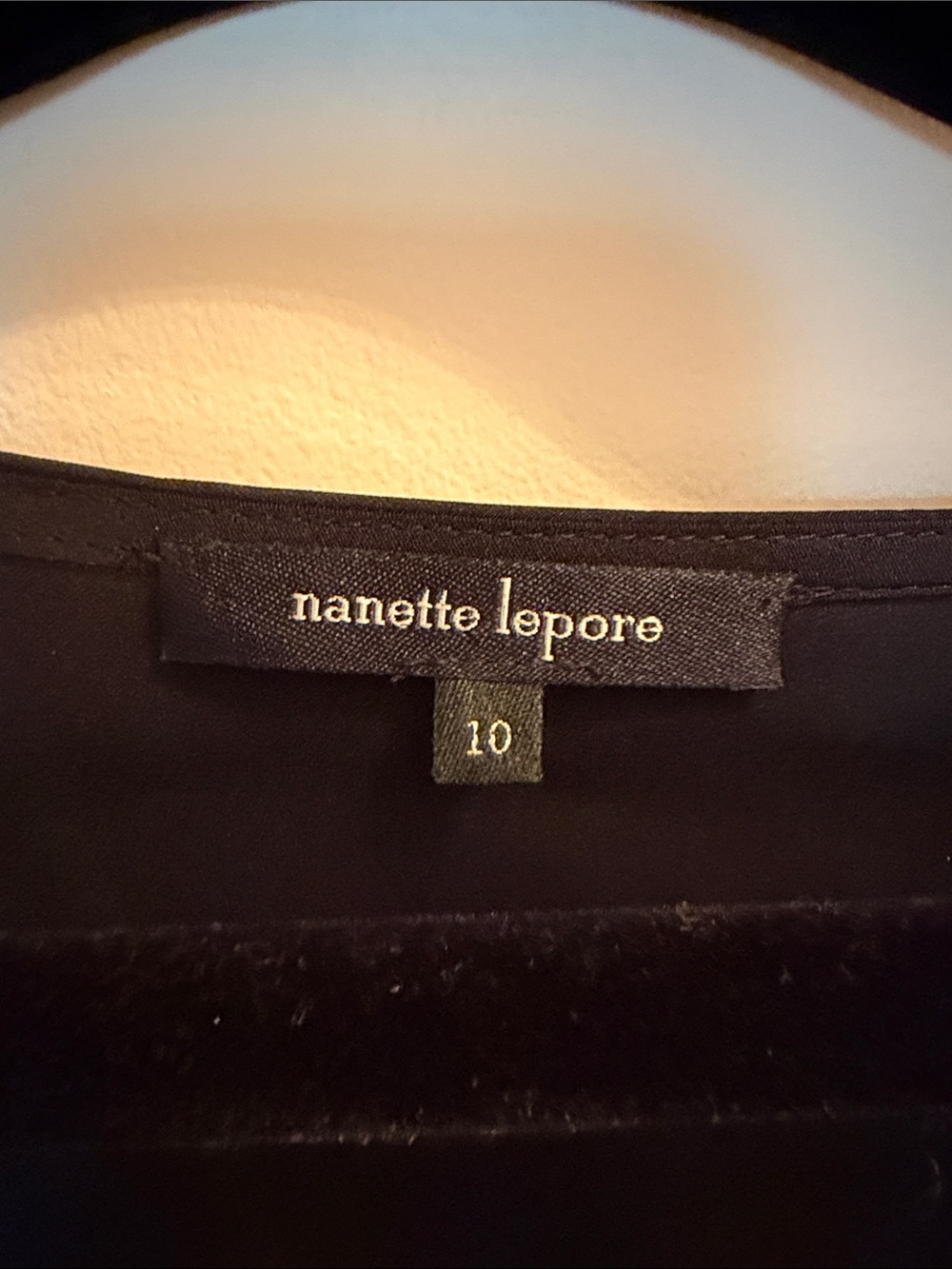 New Nanette Lepore Black and Ivory Silk Draped Cowl Neck Sleeveless Top 10 - Picture 2 of 9